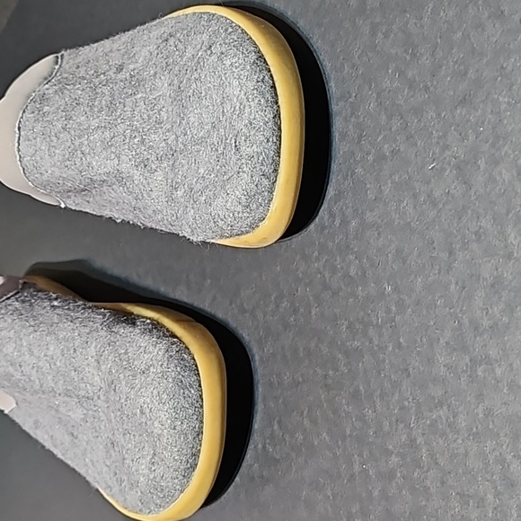 Kalso Gray Earth Shoes - Picture 5 of 10